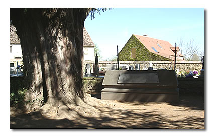La tombe de George Sand à Nohant.