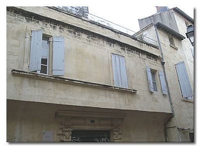 9 rue de la Vieille-Intendance.