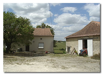 La maison natale de Pierre Véry, au hameau du Couret près de Bellon.
