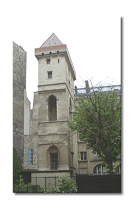 La tour Jean sans Peur, 20 rue Etienne-Marcel.