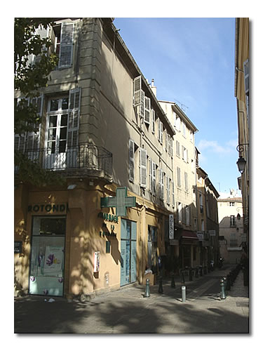 Le 1 rue Paul-Doumer, adresse des grands parents maternels d'Emile en 1857 (alors rue du Trésor).