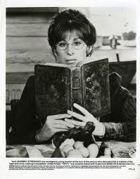 Barbara Stresand dans le film Yentl