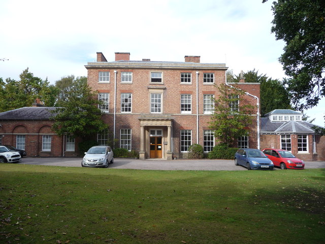 The Mount à Shrewsbury, actuellement bâtiment public en attendant de devenir un jour peut-être musée (https://commons.wikimedia.org)